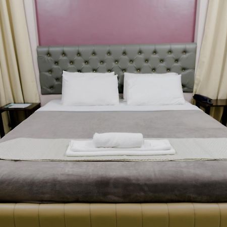 The Horizon Suites And Arcade General Santos City Экстерьер фото