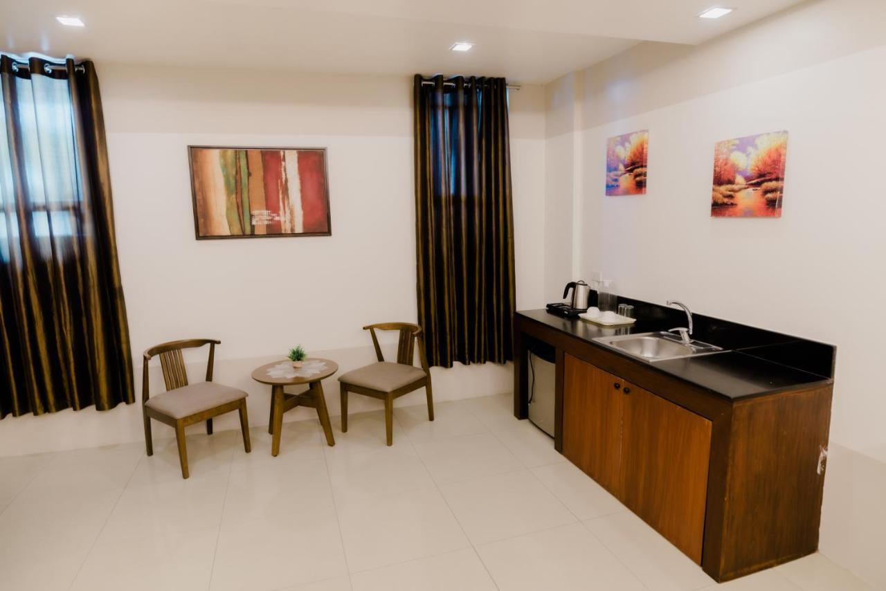 The Horizon Suites And Arcade General Santos City Экстерьер фото